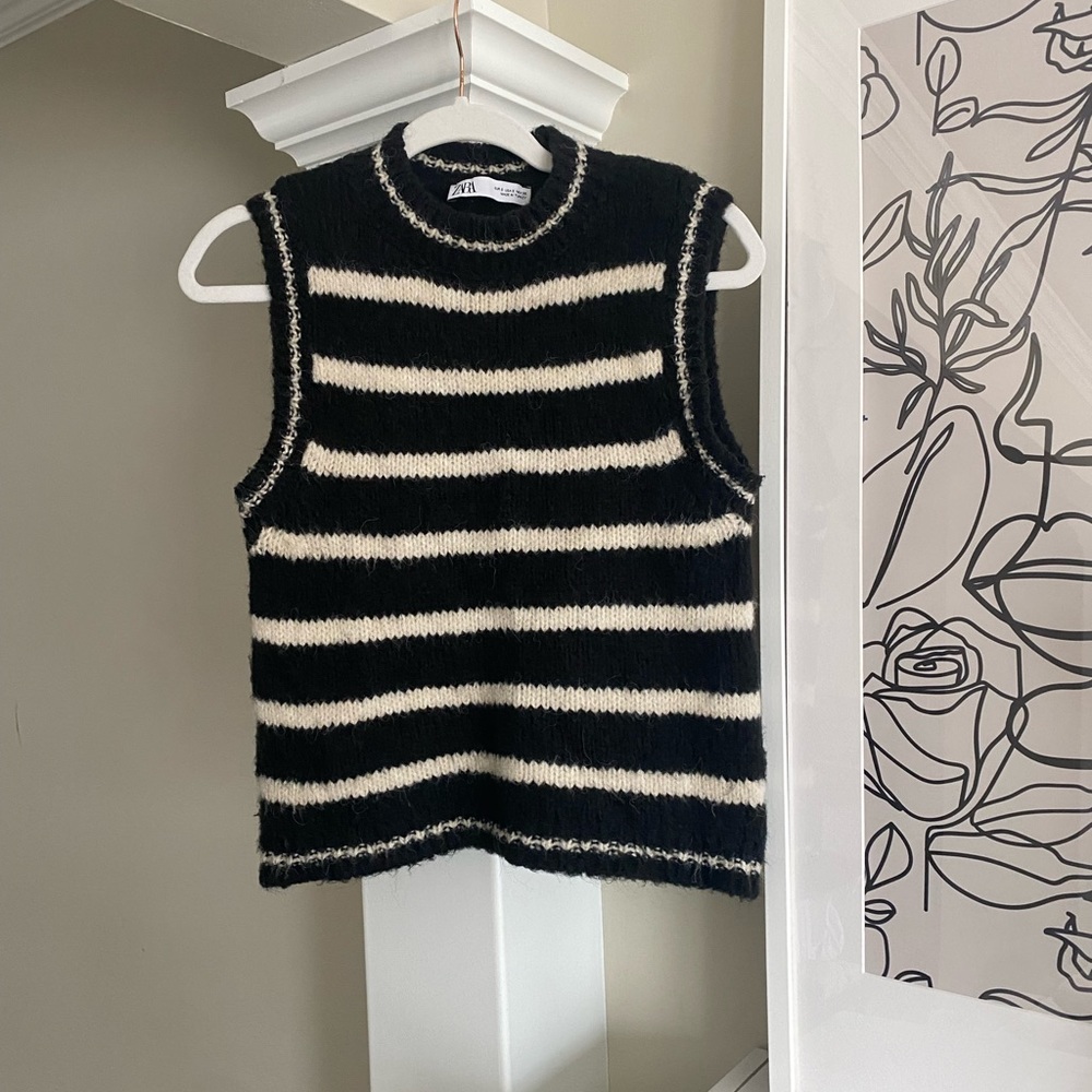 ZARA Striped Lightweight Sweater Tank Size Small